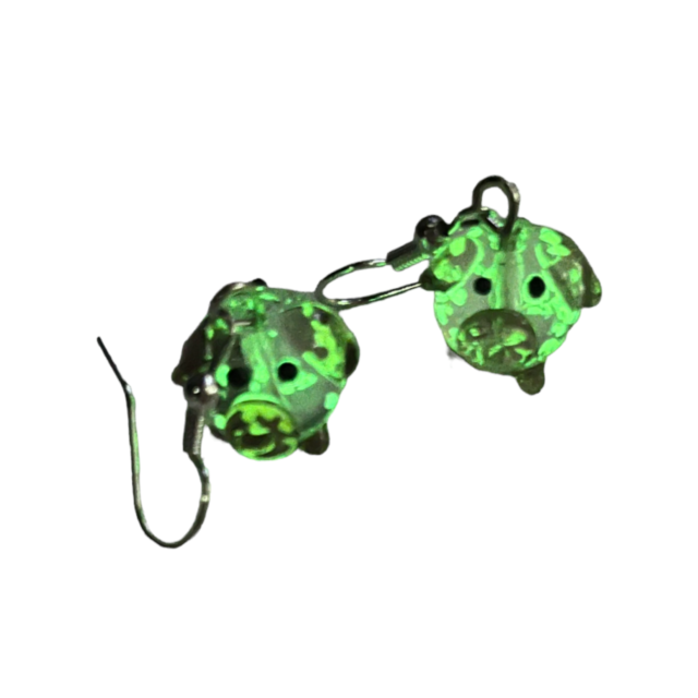 glow in the dark piggy earring